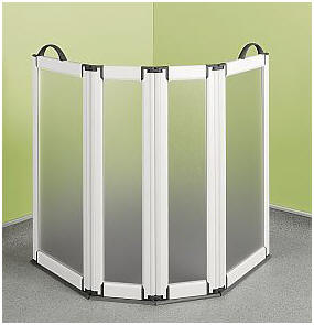 Portable shower screens