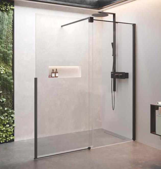 Novellini Kuadra H walk in shower with sliding shower screen