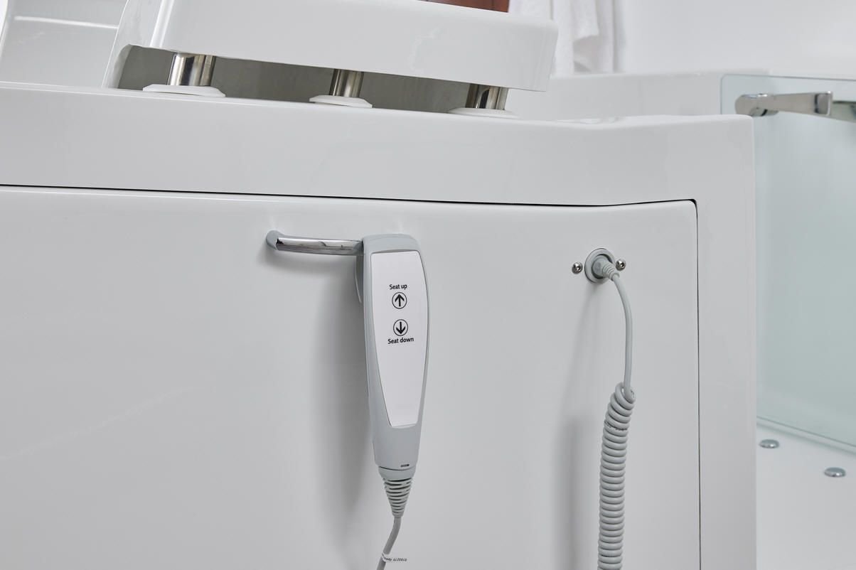 Simple to operate remote control handset