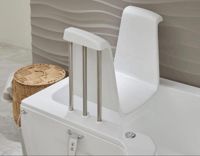 Louisiana Walk in Bath with the solid moulded seat raised. Just sit and lower yourself.