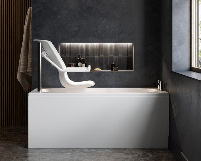 Mantaleda OMEGA Bath with powered lift and traverse seat raised